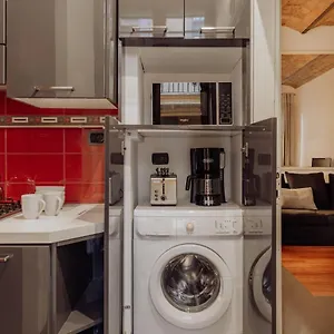 Apartment Via Dei Cappellari, Rome