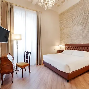 Pantheon Hedonism Apartamento